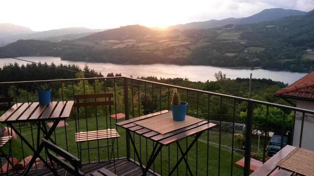 B&B Borgo Massovrana Castel di Casio Exterior photo